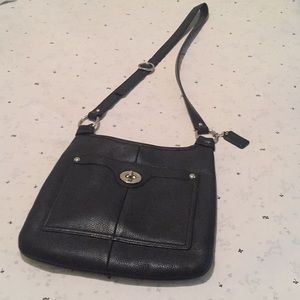 Coach leather crossbody bag (black)